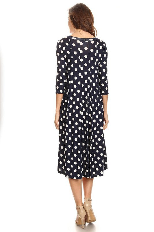 Polka Dot A-Line Midi Dress - Stylish and Flattering with 3/4 Sleeves