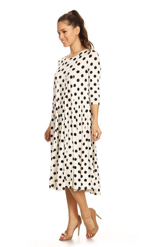 Polka Dot A-Line Midi Dress - Stylish and Flattering with 3/4 Sleeves