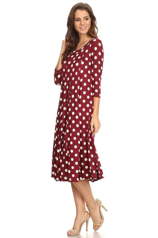 Polka Dot A-Line Midi Dress - Stylish and Flattering with 3/4 Sleeves
