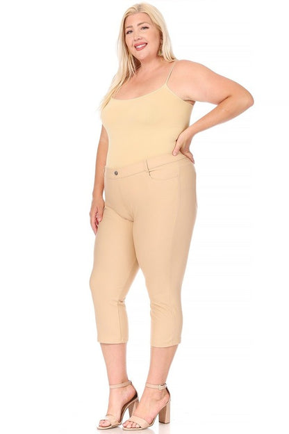 Stretchy Plus Size Capri Jeggings - Pull-On Style with Belt Loops & Pockets