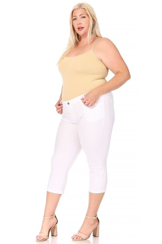 Stretchy Plus Size Capri Jeggings - Pull-On Style with Belt Loops & Pockets