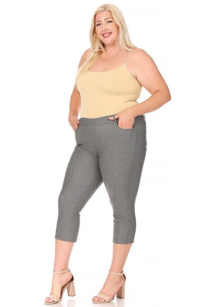 Stretchy Plus Size Capri Jeggings - Pull-On Style with Belt Loops & Pockets