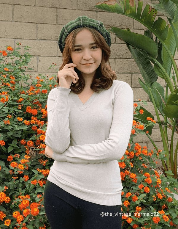 Women's Long Sleeve V-Neck Pulll Over Sweater Top