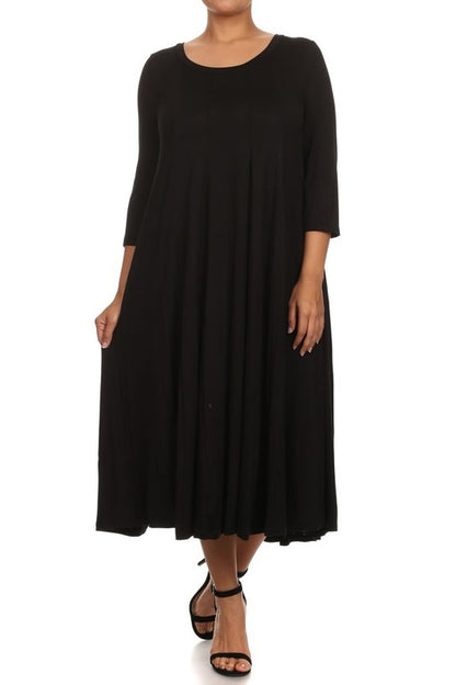 Solid 3/4 Sleeve Midi Dress - Relaxed Style with Scoop Neck and Pleated Detailing